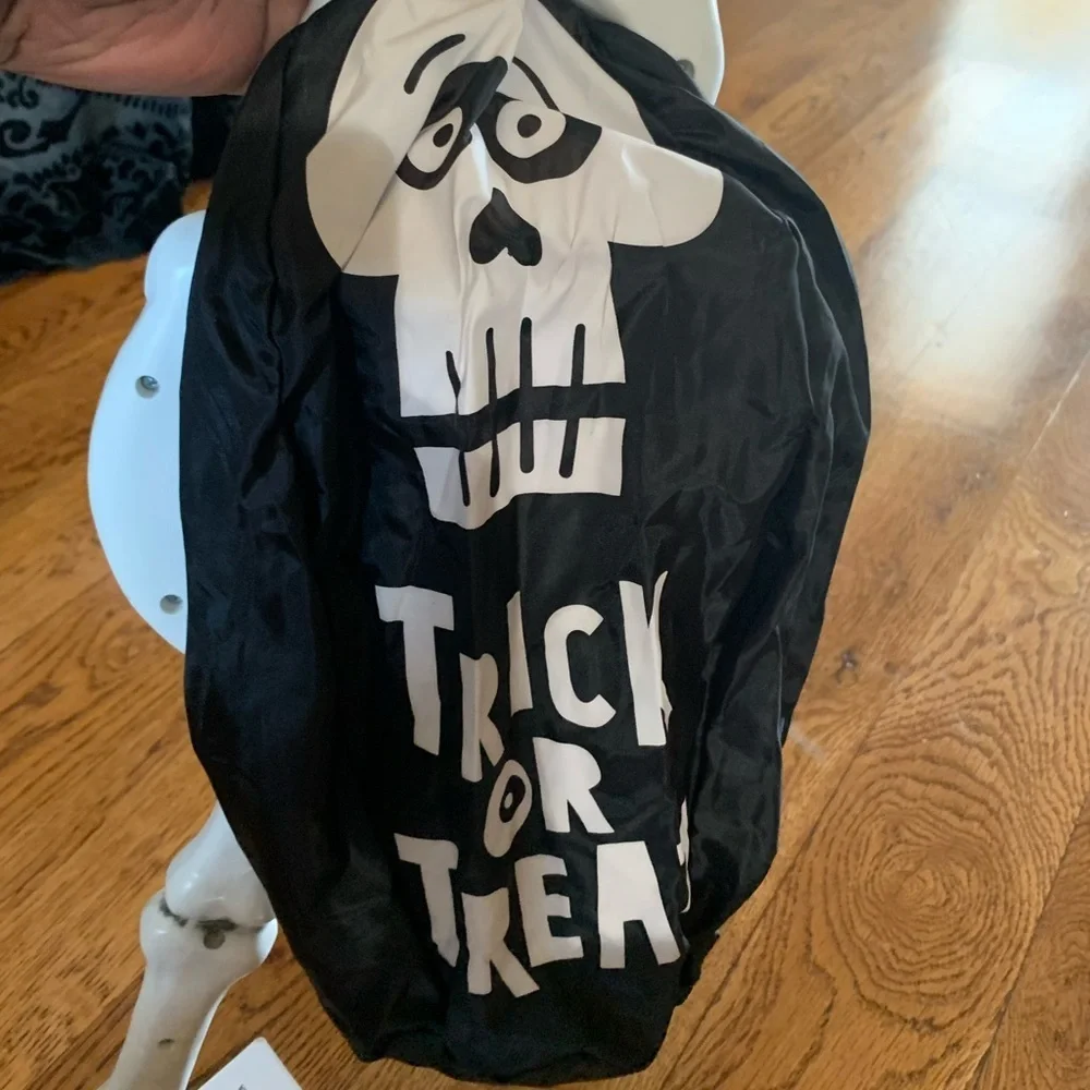 N/A trick or